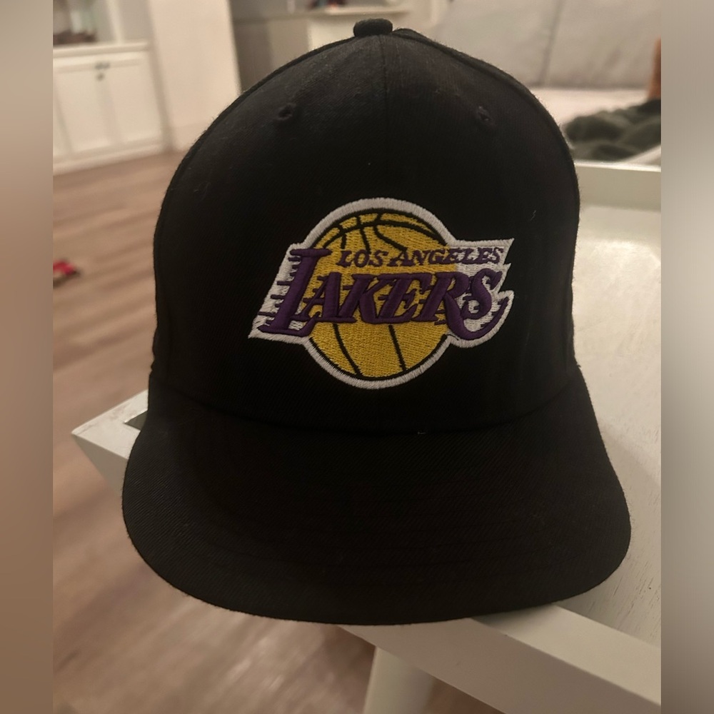 Lakers cap